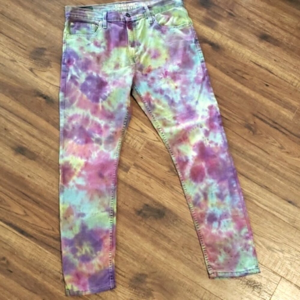 SIGNATURE By Levi Strauss Slim Tye Dyed Jeans